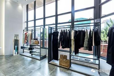 這所中國大學(xué)開設(shè)服裝專賣店，實(shí)踐育人培養(yǎng)零售與批發(fā)人才